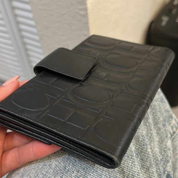 CH Carolina Herrera Wallet - Picture 14 of 14